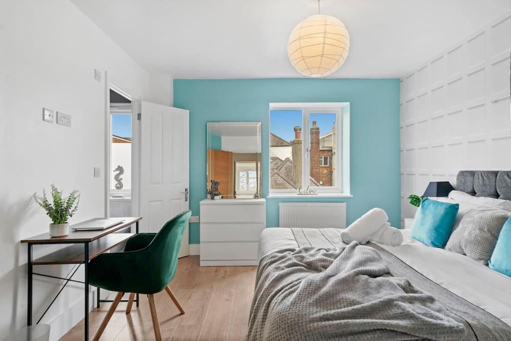 The Chaucer Suite - Exceptionally Stylish - Sleeps 4 Кэнтербари Экстерьер фото
