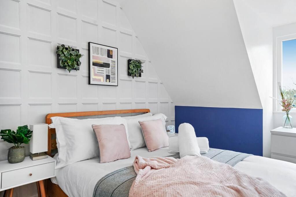 The Chaucer Suite - Exceptionally Stylish - Sleeps 4 Кэнтербари Экстерьер фото